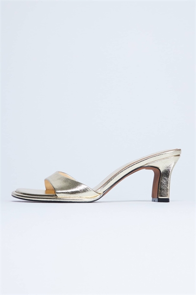 Сандалии Ari на каблуке-муле артикул 149625574