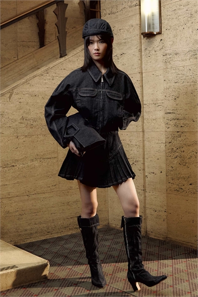 Tolu Coker x Topshop джинсовая супер-мини юбка с плиссировкой и круговым дизайном глубокого синего цвета артикул 155173871