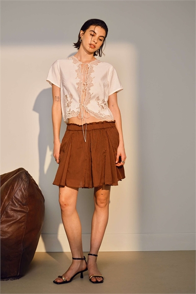 Хлопковая мини-юбка с отворотами артикул 140310341