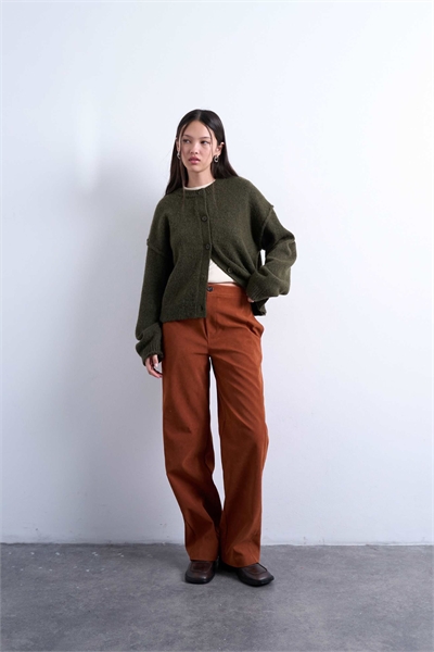 Брюки из искусственной замши с широкими брючинами и декоративными швами артикул 147865909