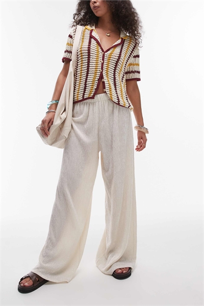 Брюки с широкими штанинами и фактурной поверхностью артикул 142742509