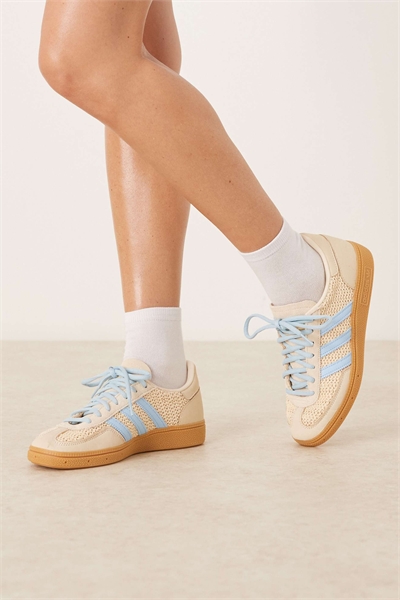 Специальные кроссовки для гандбола, связанные крючком артикул 141934145