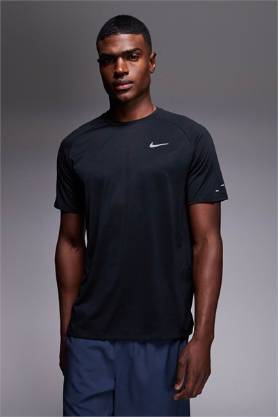 Футболка Stride Dri-FIT артикул 137321804