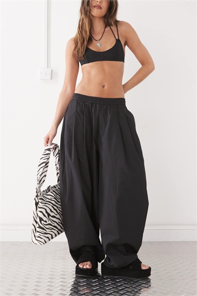 Брюки с расклешенными штанинами артикул 140893210