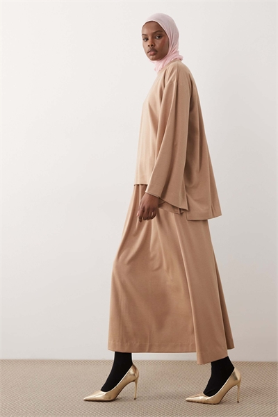 Комплект с роскошной юбкой макси артикул 155319282