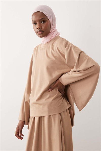 Роскошный комплект с топом с широкими рукавами артикул 155319297