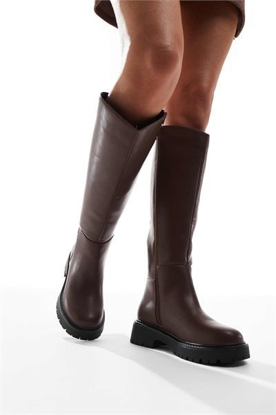 Ботинки Olivia с толстым голенищем, коричневые артикул 147693411