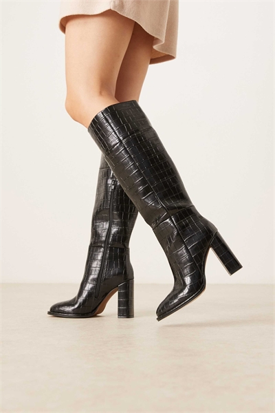 Ботинки до колен с блочным каблуком от Courtney артикул 147264659