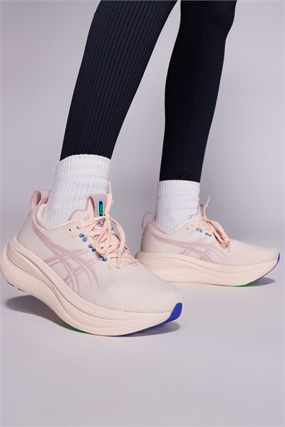 Кроссовки для бега Gel-Nimbus 28 артикул 153246805