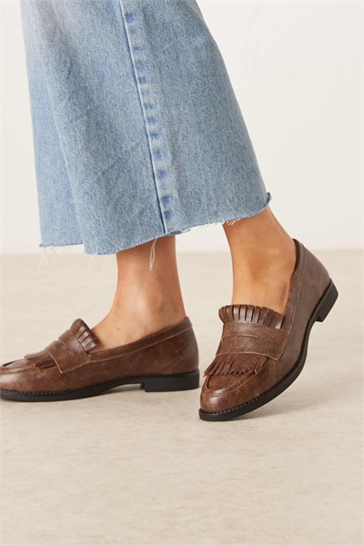 Лоферы с бахромой артикул 147630287