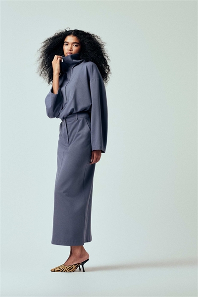 Приталенная юбка-макси артикул 155224182