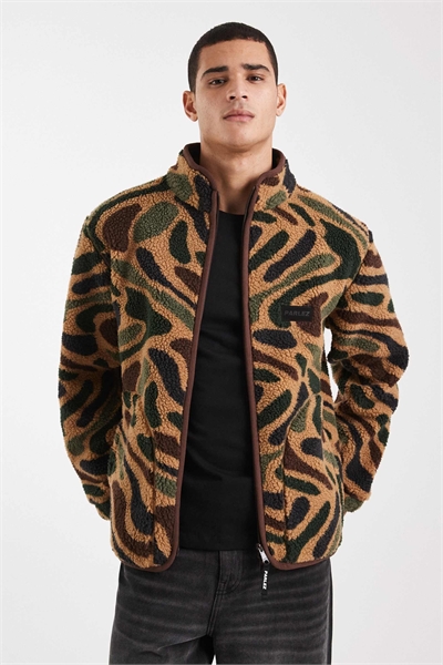 Флисовая кофта с капюшоном и молнией по всей длине, с камуфляжным принтом артикул 152560408