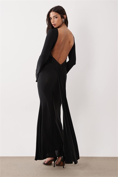 Макси-платье с длинными рукавами, прозрачными вставками и кружевной отделкой, черного цвета артикул 155426448