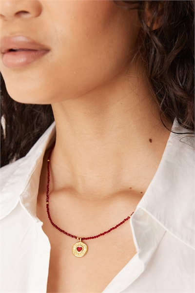 Кулон с красным сердечком артикул 154902982