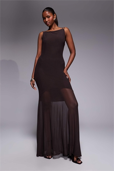 Макси-платье с высоким воротником из сетки, открытой спиной и двойными бретелями шоколадного цвета артикул 155092664