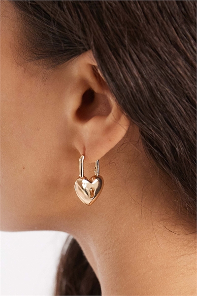 Серьги-кольца в форме сердца с замком артикул 153723836