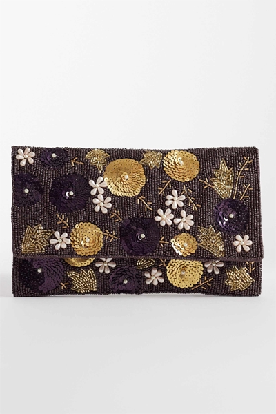 Клатч, украшенный лепестками артикул 153115854