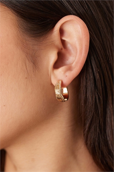 Мини-серьги-кольца с текстурной поверхностью артикул 152192023