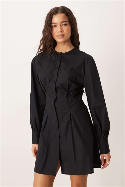 Мини-платье с круглым вырезом, застегивающееся на пуговицы, черного цвета артикул 152623206