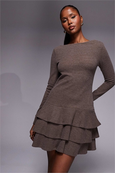 Сверхмягкое мини-платье с длинными рукавами и многослойной юбкой цвета кофе артикул 154867667