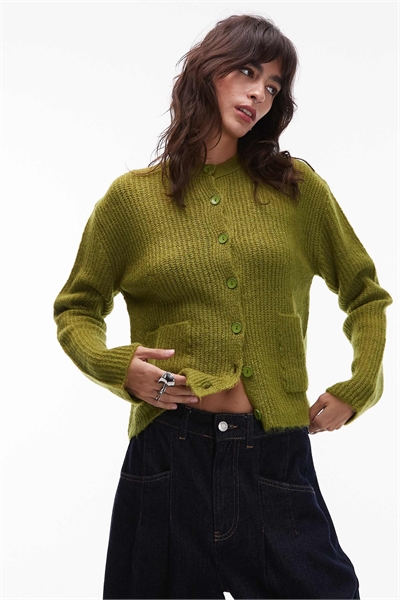 Вязаный кардиган с накладными карманами артикул 150987839