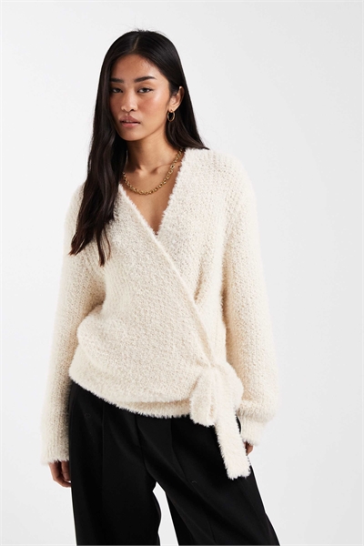 Свитер с вязаным бантом артикул 155333610