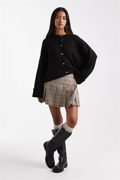 Вязаный кардиган с отворотами на манжетах артикул 151023193