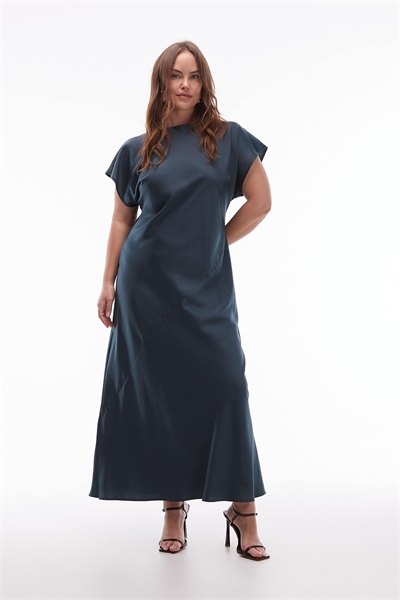 ASOS DESIGN Curve макси-платье из атласа с рукавами-крылышками и декоративными швами, зеленое артикул 151020792