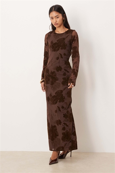 Платье средней длины с открытой спиной из сетчатой ткани с вырезанными участками и принтом в виде роз артикул 152934426