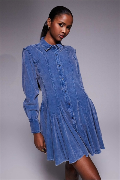 Платье-рубашка из шнура с зауженной талией артикул 149753605