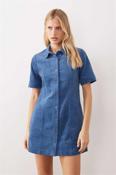 Короткое платье с короткими рукавами из шнурка синего цвета артикул 153050301