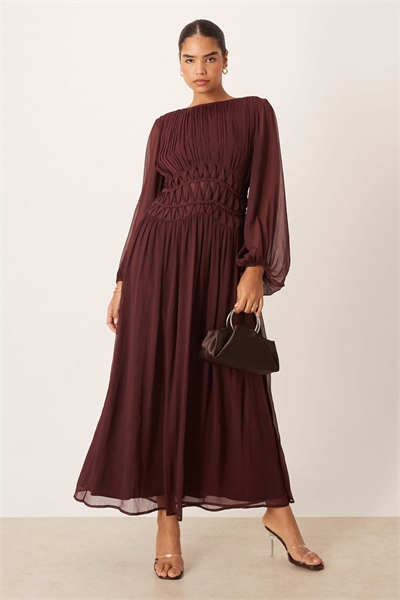 Макси-платье с макраме на талии, ягодного цвета артикул 150268199
