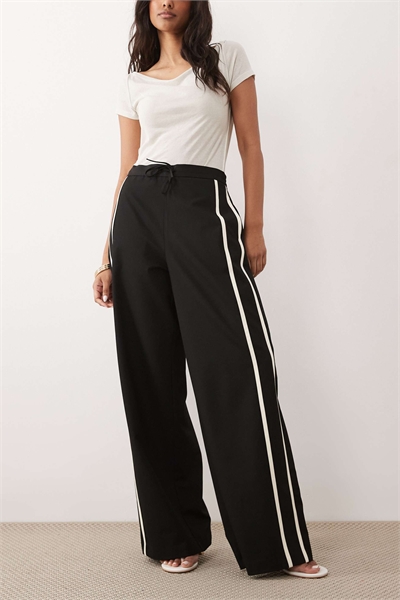 Брюки прямого кроя с завязкой на талии и боковой полоской артикул 155145174