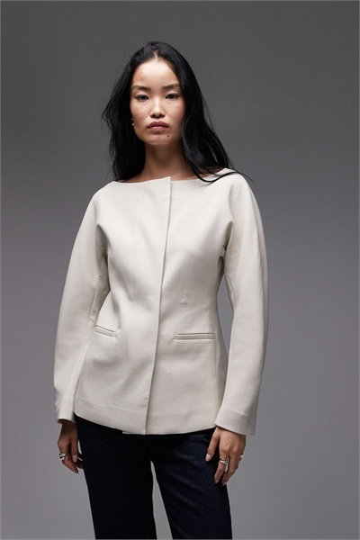 Блейзер из смешанной шерсти с лодочным вырезом артикул 152632115