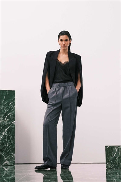 Шерстяные фланелевые брюки с прямыми брючинами и эластичным поясом артикул 150524237