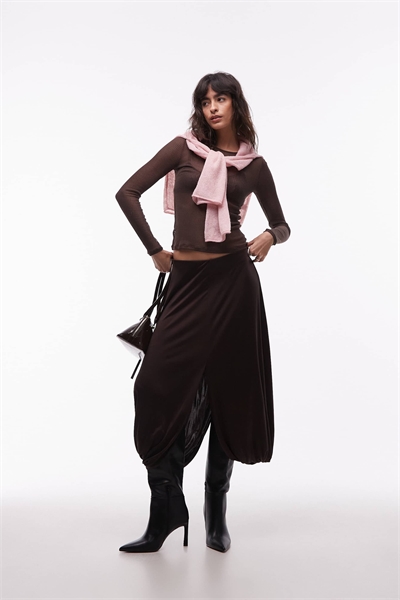 Юбка средней длины свободного кроя артикул 152632143