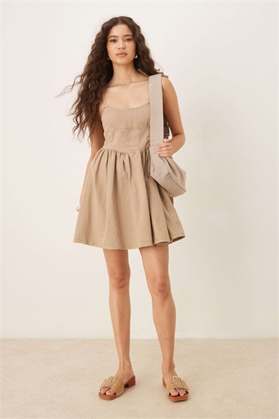 Мини-платье-балетка из мягкого денима артикул 143702321