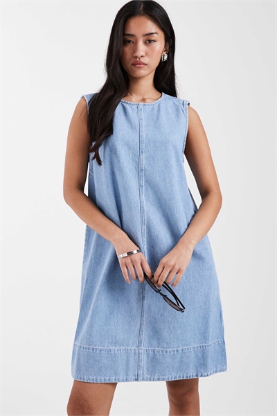 Джинсовое мини-платье без рукавов артикул 146698415