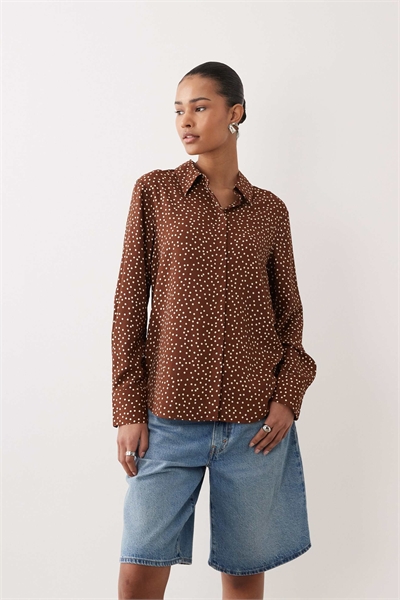 Классическая рубашка артикул 155144933