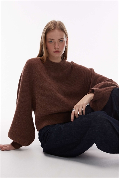 Свитер из смеси альпаки и шерсти с объемными рукавами артикул 153911869