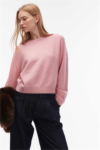 Свитер с круглым вырезом и объемными рукавами артикул 153891693
