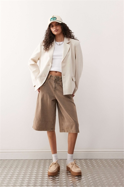 Блейзер свободного кроя из ткани с завязкой на спине артикул 142972886