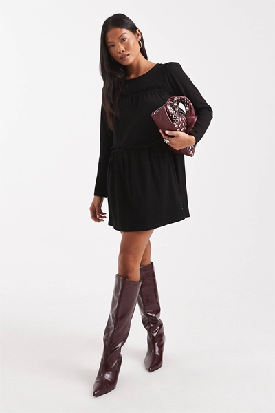 Мини-платье с рюшами черного цвета артикул 147790610