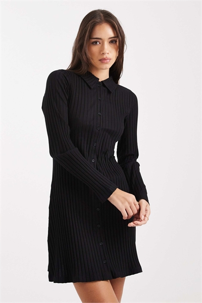 Мини-платье с пуговицами и ребристым поло в черном цвете артикул 147968300