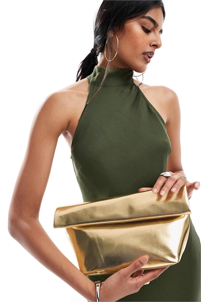 Клатч с откидной крышкой артикул 147131954