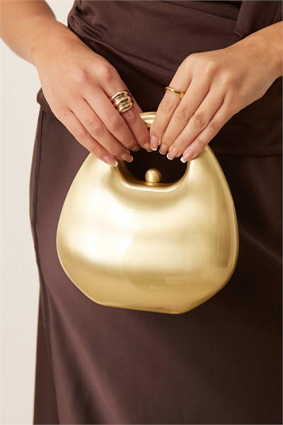 Сумка-клатч с жестким корпусом и ручкой артикул 152314701