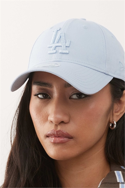 Женская бейсболка LA Dodgers 9forty с металлическим логотипом артикул 154895094