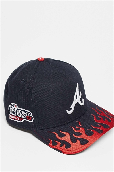 Кепка «Атланта Брэйвз» 9forty с A-образной конструкцией и козырьком контрастного цвета артикул 152705344