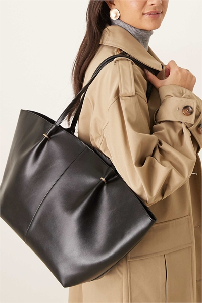 Сумка-тоут с золотыми вставками артикул 153665368