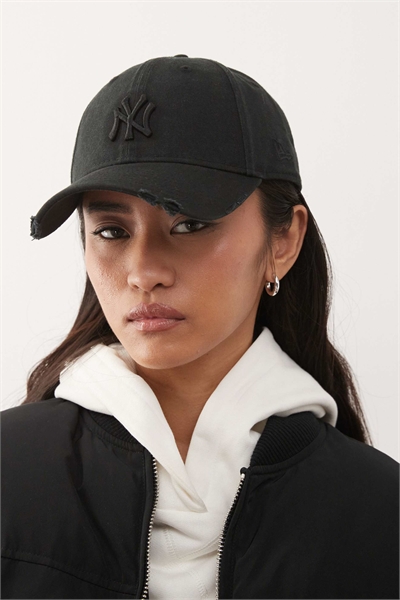 Женская кепка NY Yankees 9forty с эффектом потертости артикул 154895122